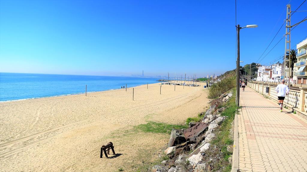 Bianca Seaview & Beach Apartment Montgat Buitenkant foto